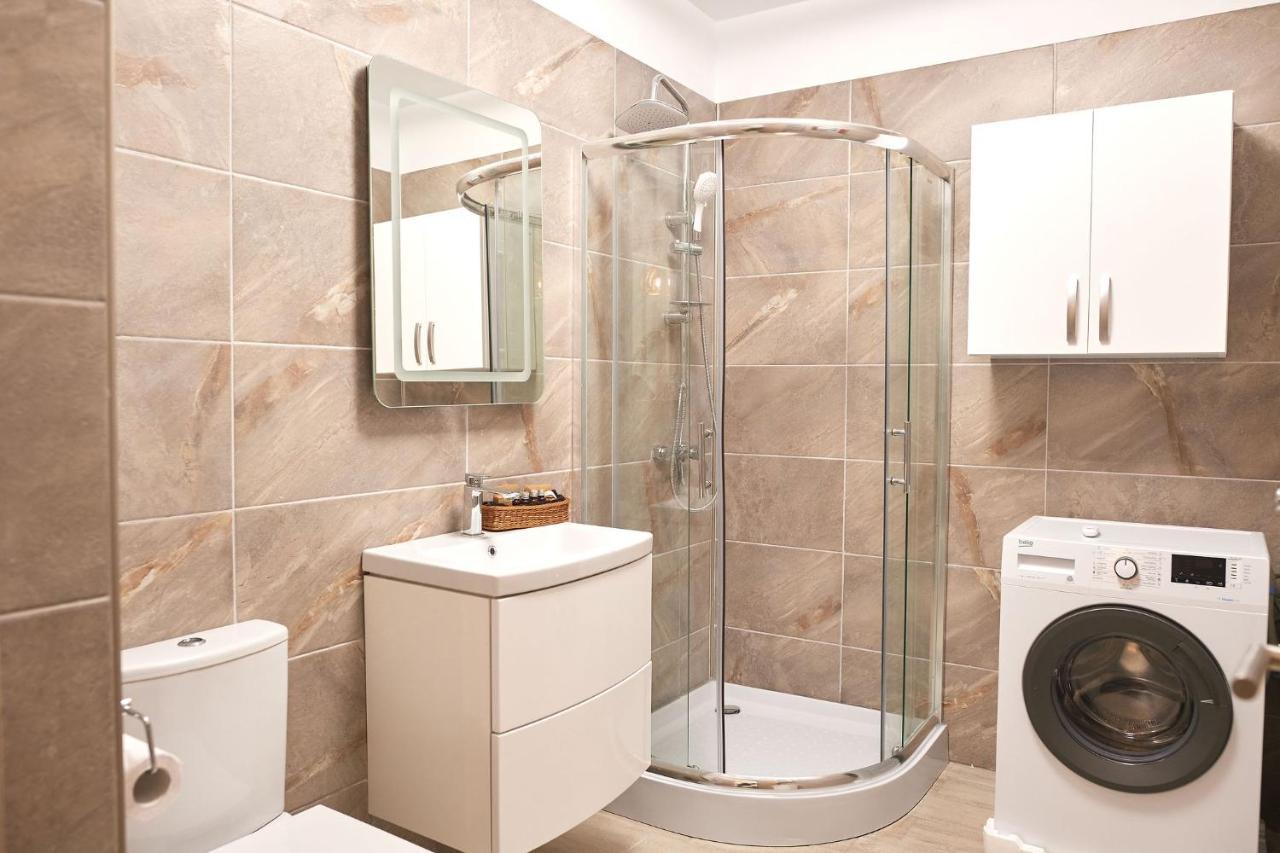 Sole Apartment Spa N Pools Beach Resort Năvodari Esterno foto