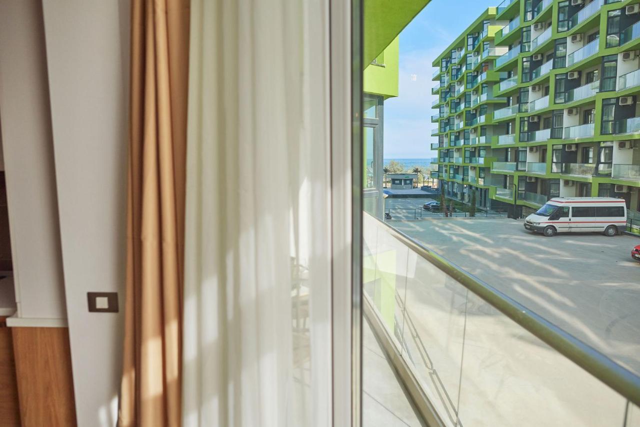 Sole Apartment Spa N Pools Beach Resort Năvodari Esterno foto